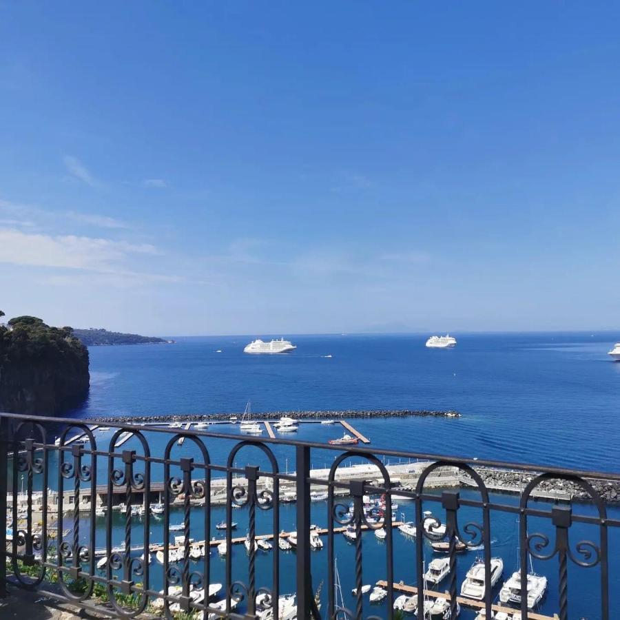 Maison Piccola Corte Piano di Sorrento Luaran gambar